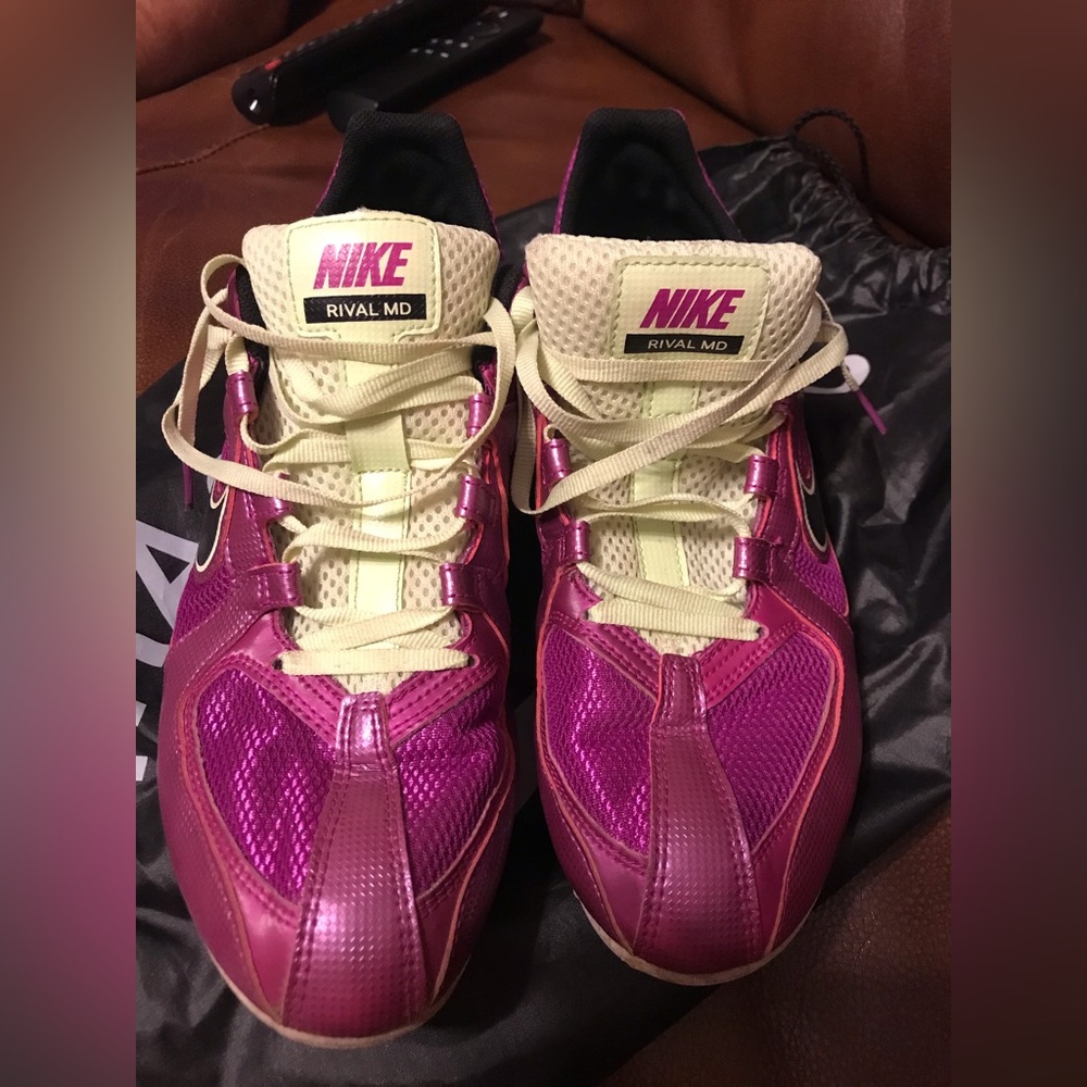 Nike Women’s Rival MD Running Spikes 9.5